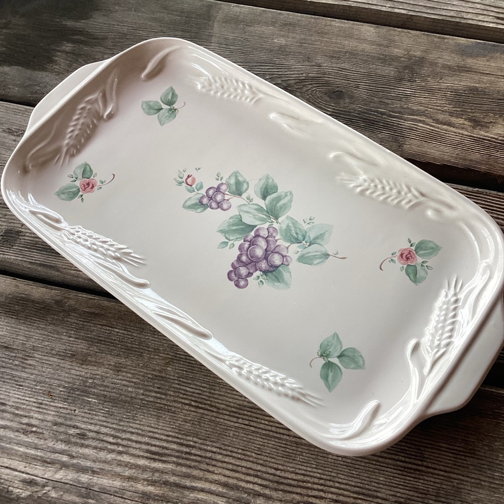 Pfaltzgraff Grapevine Rectangular Serving Platter - almost 14 inches across